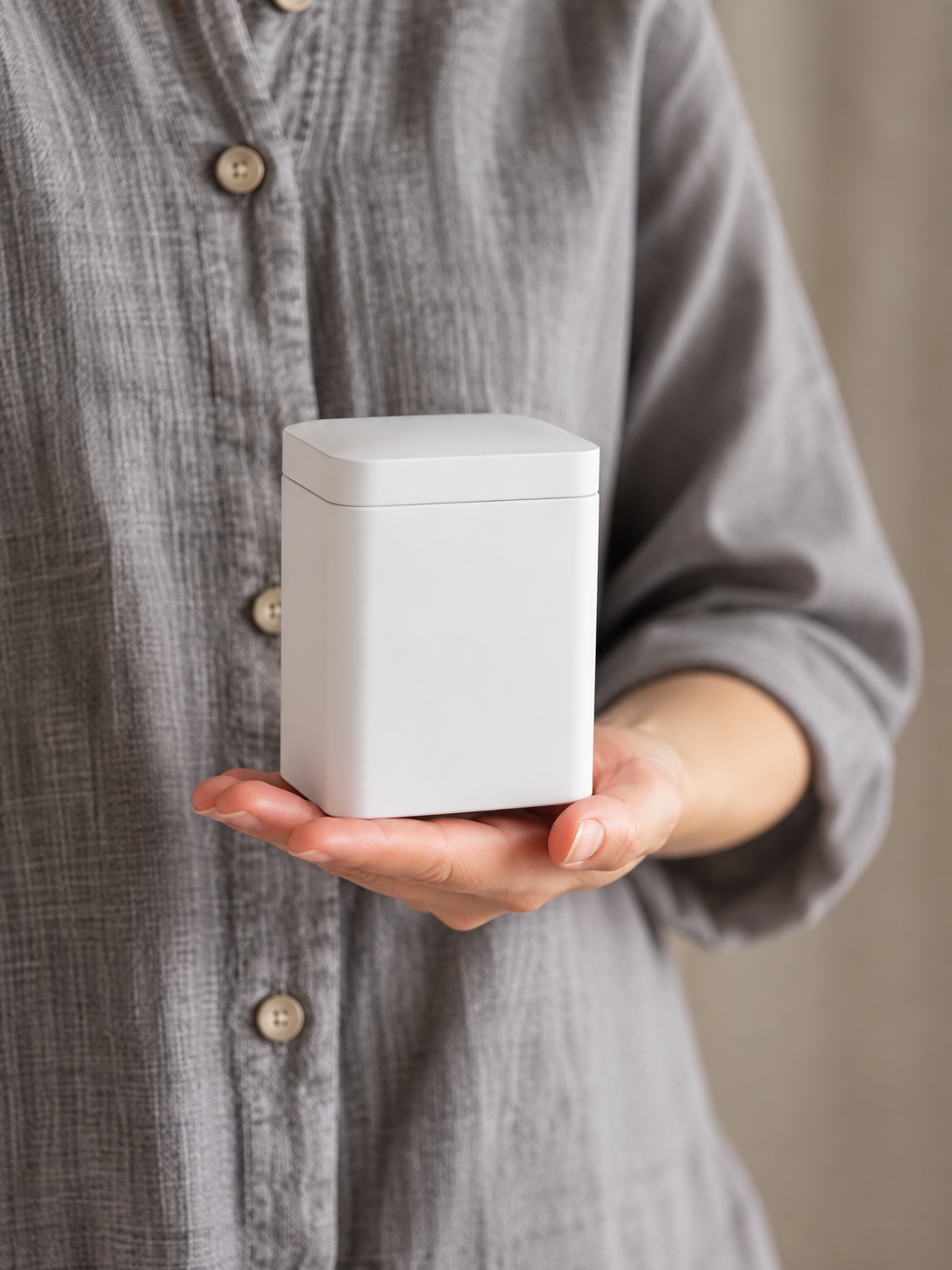 SOLO – Matte Teedose in Weiss | 100 g